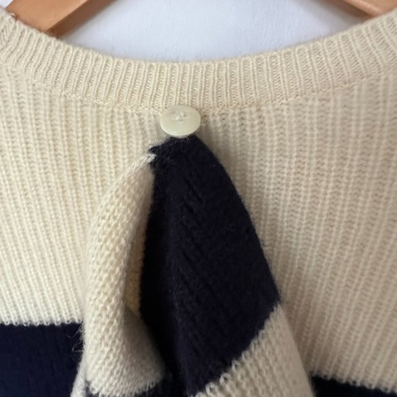Ann Taylor 100% Cashmere Sweater w/Removable Scarf | Small - Picture 9 of 13